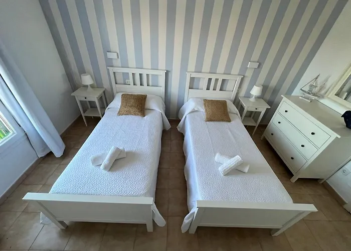 דירה Sa Caleta Apartamento Con Piscina Junto A La Playa קאלה אן בלאנס