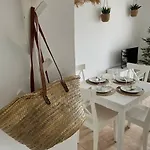 아파트 Sa Caleta Apartamento Con Piscina Junto A La Playa *
