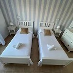 아파트 Sa Caleta Apartamento Con Piscina Junto A La Playa 칼라엔블레인즈